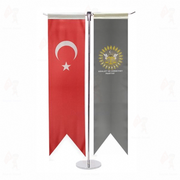 Adalet ve H�rriyet Partisi T Masa Bayraklar�