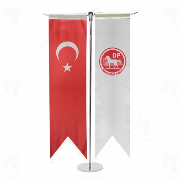 Demokrat Parti T Masa Bayraklar�