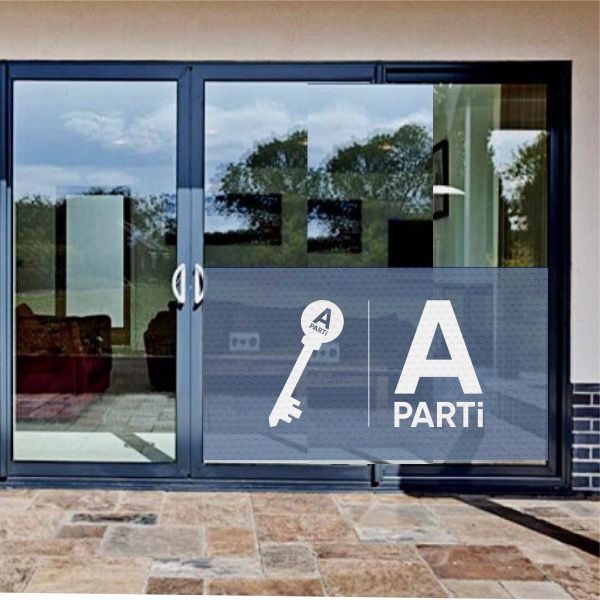 Lacivert Anahtar Parti One Way Vision