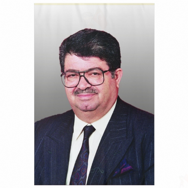 Turgut �zal Resmi