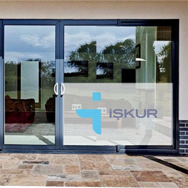 ��kur One Way Vision